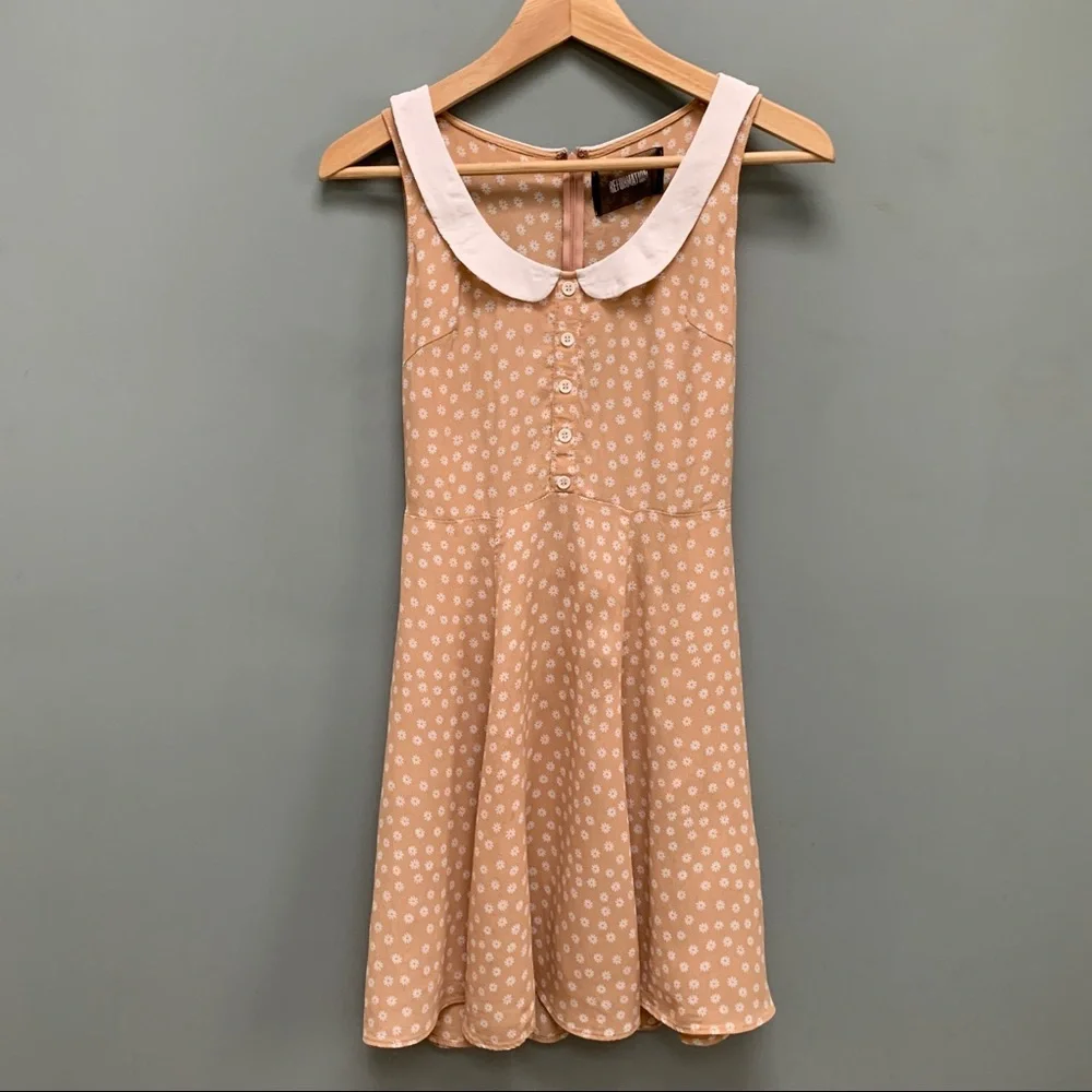 Reformation Bridget Dainty Flower White Collar Mini Dress size 2 - Picture 3 of 9